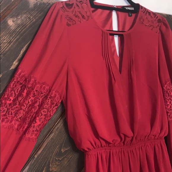 Express, keyhole and lace inlet dress (size small) - Picture 3 of 4